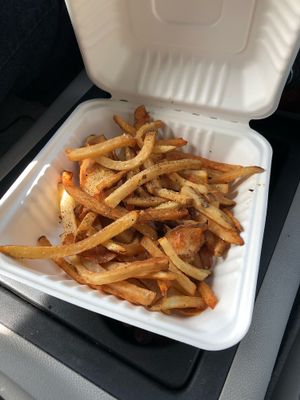 Hand cut fries at Sneaky Pickle & Bar Brine in New Orleans