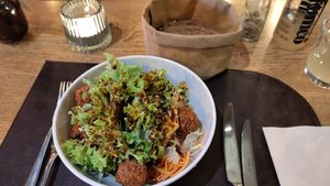 Starter: mixed salad with falafel and soy dressing at Stau in Davos