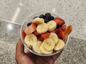 Acai primo smoothie bowl at DFW - Jamba - TE in Dallas