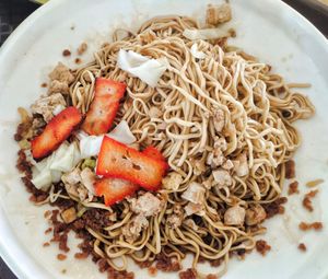 Vegan kam pua mee at Ci Yuan Food Vegetarian - 慈緣素 in Kuching