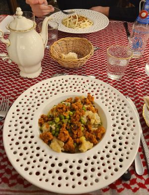 Gnocchi alla "nduja" e pici at Osteria Tarilli in Comano