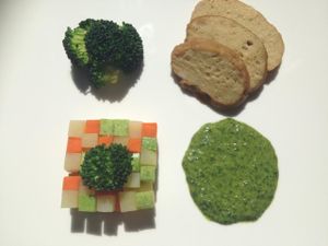 Our homemade seitan with vegetables and green parsley sauce at Hungry Buddha - Maybe closed in Shaxi