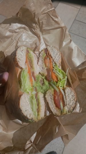Tulum bagel to take away at Green Bagel Cafe in Avignon