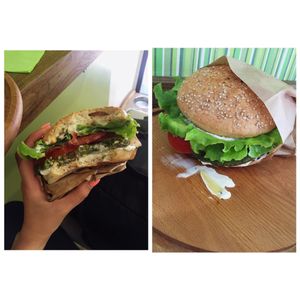 I paid 6.20€ for this tofu spinach burger, it was good and tasty :) at Universo Vegano in Bergamo