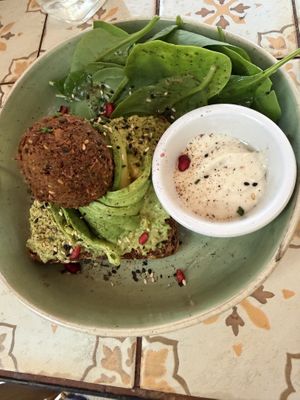 Vegan toast ca. 14€  at La Popote d'Ondine - Liberté in Nice