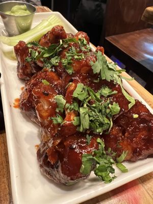 Loving these Cauliflowers wings with BBQ sauce on ‘em ♥️😋 #Veganuary at French Meadow Bakery & Cafe in Minneapolis