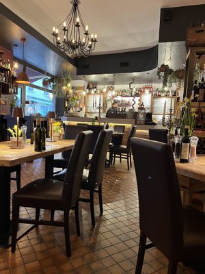 Beautiful setting   at Caprice Ristorante Pizzeria in Bardolino