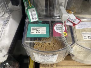 Macarrones a granel  at FoodCoop BCN in Barcelona