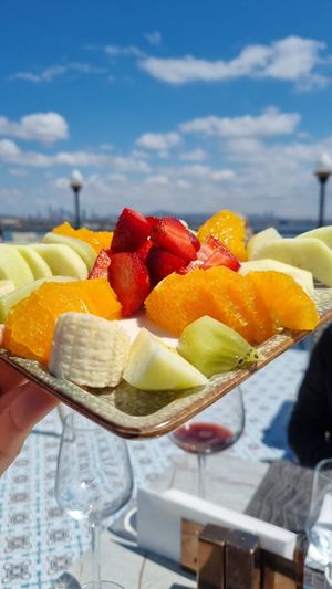 Fruit platter at Queb Rooftop Restaurant Sultanahmet in Istanbul