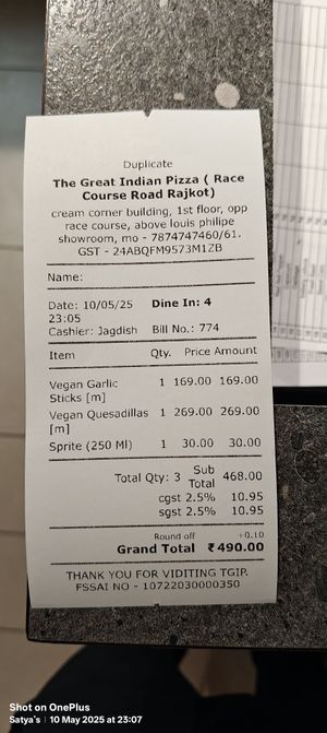 I visited the Great Indian pizza 
The food is really good taste and hospitality is also nice. at The Great Indian Pizza in Rajkot