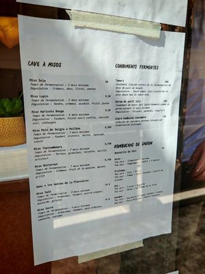 Wine and drinks at MY Fermentation in Paris