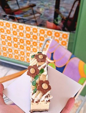  at Cosmos - Pâtisserie et Salon de thé in Arles