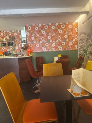  at Cosmos - Pâtisserie et Salon de thé in Arles