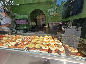 Counter at Have A Roll in Leuven