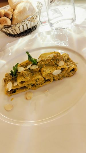  at Hotel Albergo Trattoria Il Leone in Pomponesco