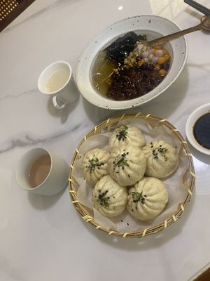   at One Soup Original - 100% Vegan - 一面汁原·纯素 in Chongqing