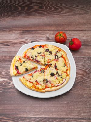 pizza, with option of in-house made crust at ZERA 7 Chay in Hanoi