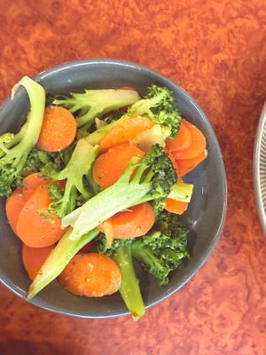 Steamed veg at The Green Wave  in San Vicente De La Barquera