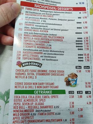 Vegane Ben&Jerry Eissorten at Pizzeria Solemio in Baden