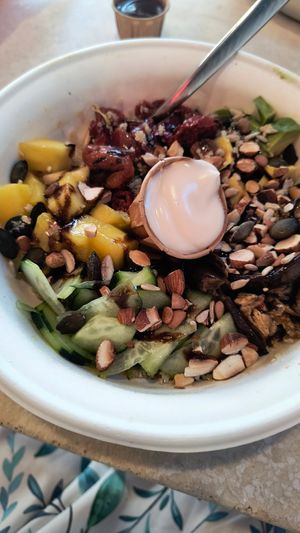 Vegan paleo bowl at California Cookhouse - San Paolo  in Rome