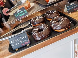 Black and White chocolate at Kiji Donuts in Lyon