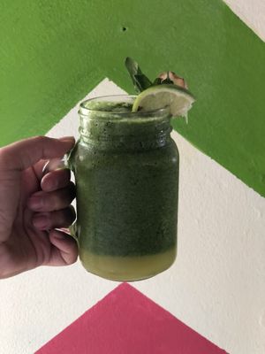 Green Smoothie. 🥦🥬🍏🫑🥑🥒  at Como En Mi Casa in Puerto Viejo De Talamanca