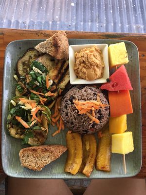 vegan gallo pinto at Como En Mi Casa in Puerto Viejo De Talamanca