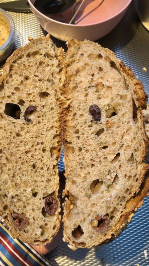 olijf bieslook zonnebloempit  at Kadet in Utrecht