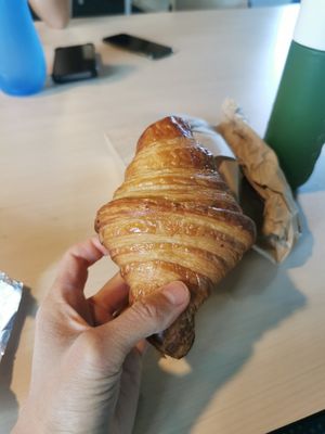 Croissant at Kadet in Utrecht