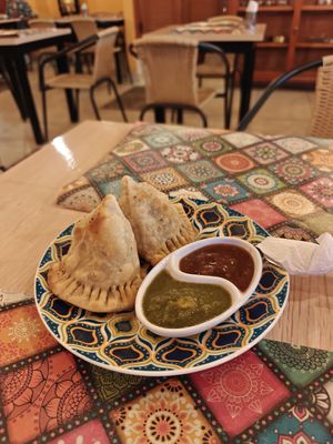 Samosas, very good. at Santa Masala in Santa Marta