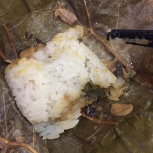 Steamed glutinous rice in lotus leaf at Benzhen Vegetarian in Hong Kong Island