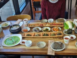 Vegan Set meal at Mountain Range in Cheonan