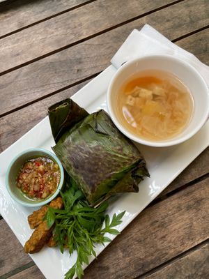 Vegan Nasi Bakar set (I requested no crackers/keropok, so she gave us some ulam raja instead) at Marge's Kĭch′ən in Petaling Jaya