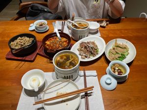  at A Wave Pure Vegetarian Food (Flower Garden Store) 一朵浪花  纯净素食(花卉园店) in Chongqing