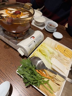 Four seasons nourishing matsutake soup   at A Wave Pure Vegetarian Food (Flower Garden Store) 一朵浪花  纯净素食(花卉园店) in Chongqing