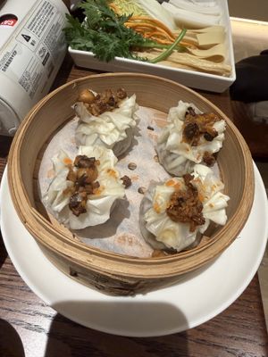 Chickpea mushroom dumplings   at A Wave Pure Vegetarian Food (Flower Garden Store) 一朵浪花  纯净素食(花卉园店) in Chongqing