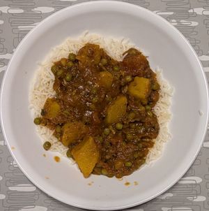 Aloo Matar at Everest Curry Corner  in Portland