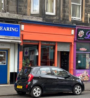 Exterior of cafe at Folks Cafe in Edinburgh