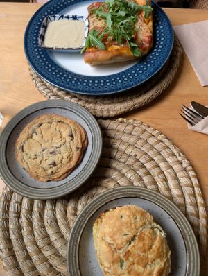 Scone, cookie and pizza at Folks Cafe in Edinburgh