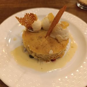  at CURIEUSES  in Dijon