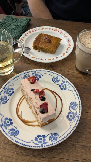 Dessert at CURIEUSES  in Dijon