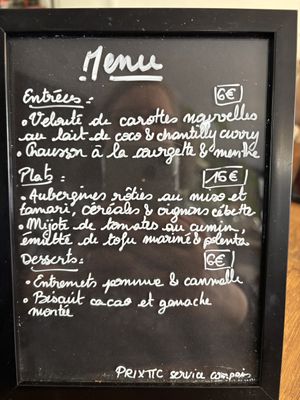 Today’s menu  at CURIEUSES  in Dijon