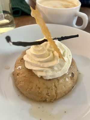   at CURIEUSES  in Dijon