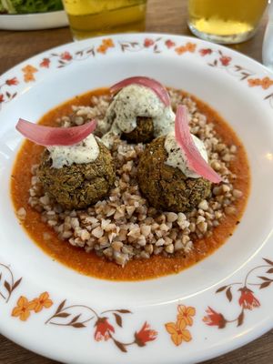   at CURIEUSES  in Dijon