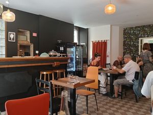  at CURIEUSES  in Dijon