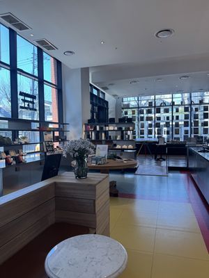 More of the space   at Terarosa - 테라로사 홍대서교점 in Seoul