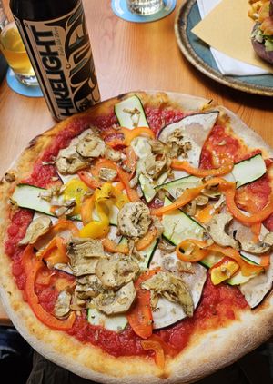 Vegan Pizza at Da Mario & Sons in Malcesine