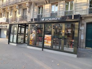 Outside at Bioburger - Montparnasse in Paris