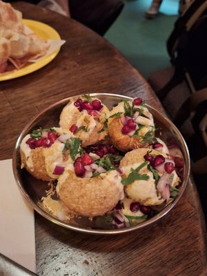 Puri bombs at Karma Kitchen in Brussels
