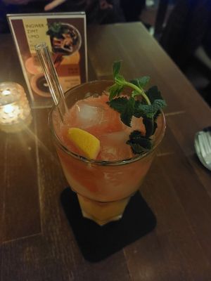 housemade grapefruit lemonade at Restaurant Damoa in Marburg